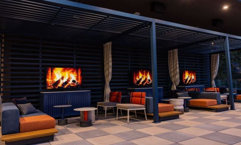 Cambria Hotel Austin Downtown, Austin