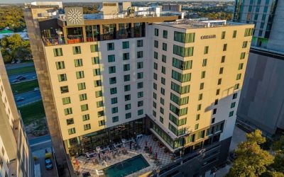 Cambria Hotel Austin Downtown