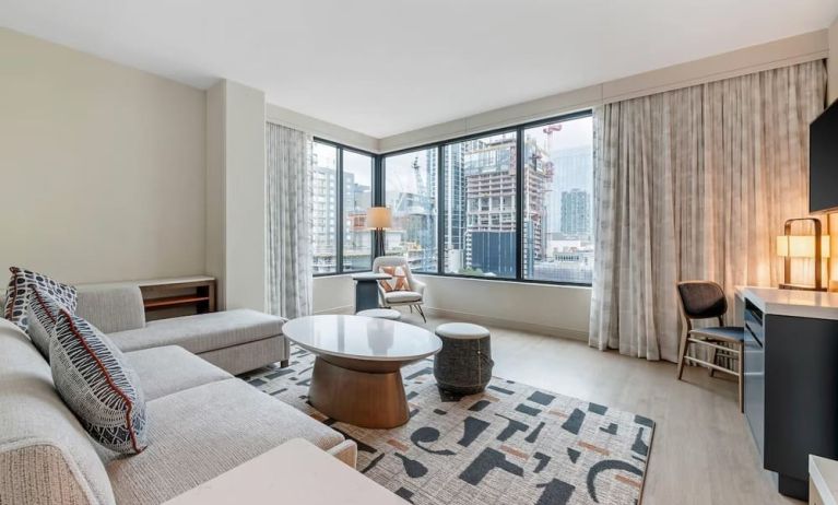 Cambria Hotel Austin Downtown, Austin