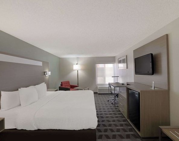 Quality Inn & Suites Irving DFW Airport South, Irving