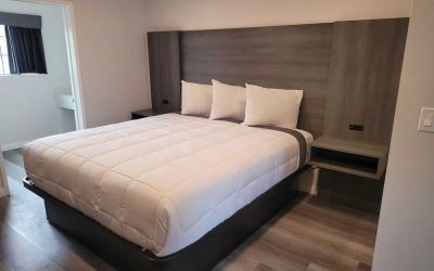 Day use room at Five Star Inn West Covina.