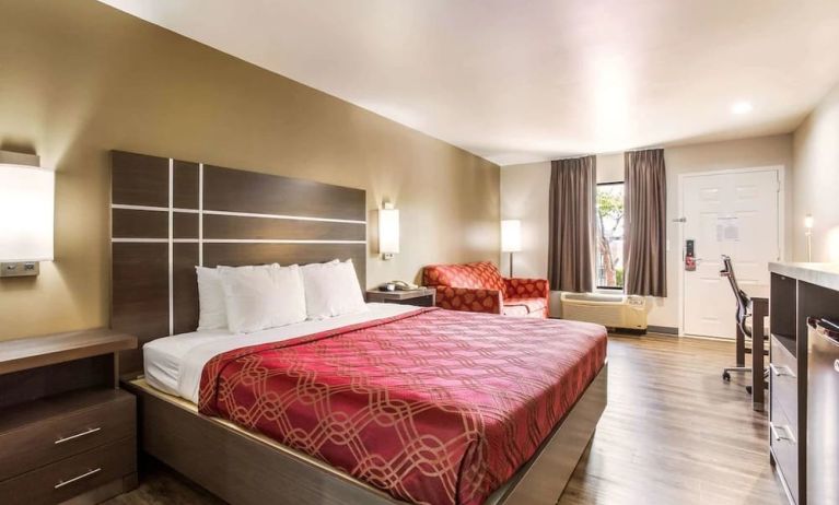 Day use room at Econo Lodge Inn & Suites Murfreesboro Shopping District.
