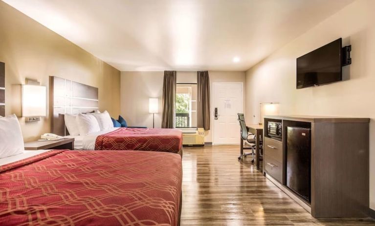 Day use room at Econo Lodge Inn & Suites Murfreesboro Shopping District.
