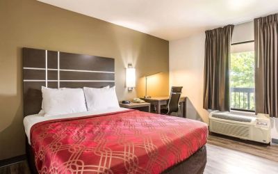 Day use room at Econo Lodge Inn & Suites Murfreesboro Shopping District.