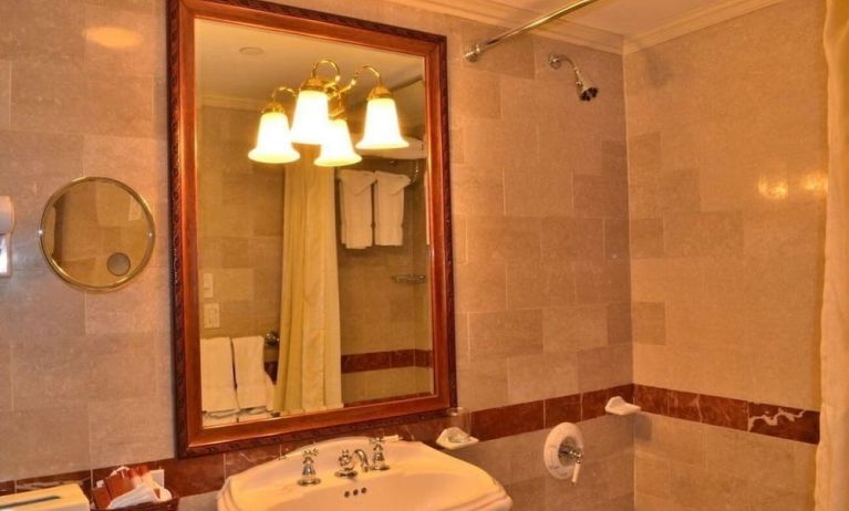 Guest bathroom at The Wall Street Inn.
