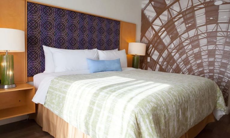 Day use room at Best Western Premier Toronto Airport Carlingview.