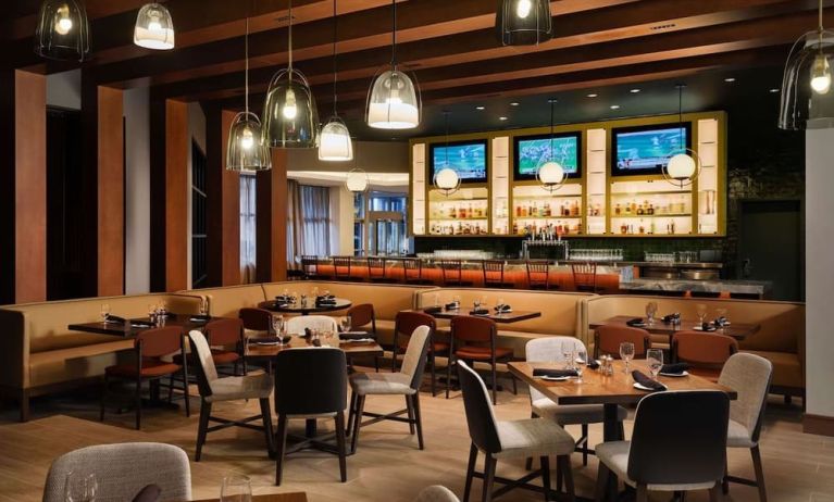 Dining room at Hilton Atlanta Airport.