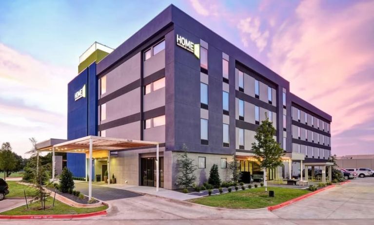 Hotel exterior at Home2 Suites By Hilton El Reno.