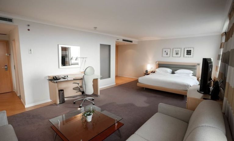 Day use room at Hilton Dusseldorf.
