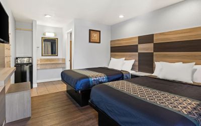Day use room at Bay Breeze Inn.