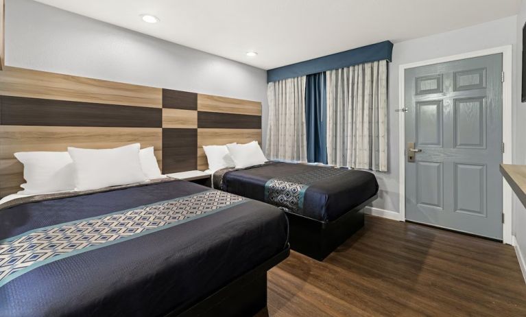 Day use room at Bay Breeze Inn.