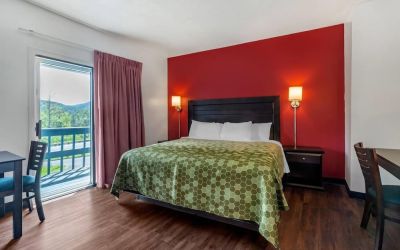 Day use room at Econo Lodge Lee - Great Barrington.