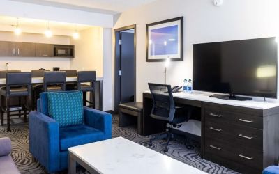 Lounge area at DoubleTree By Hilton Calgary North.