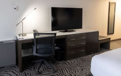 Day use room at DoubleTree By Hilton Calgary North.