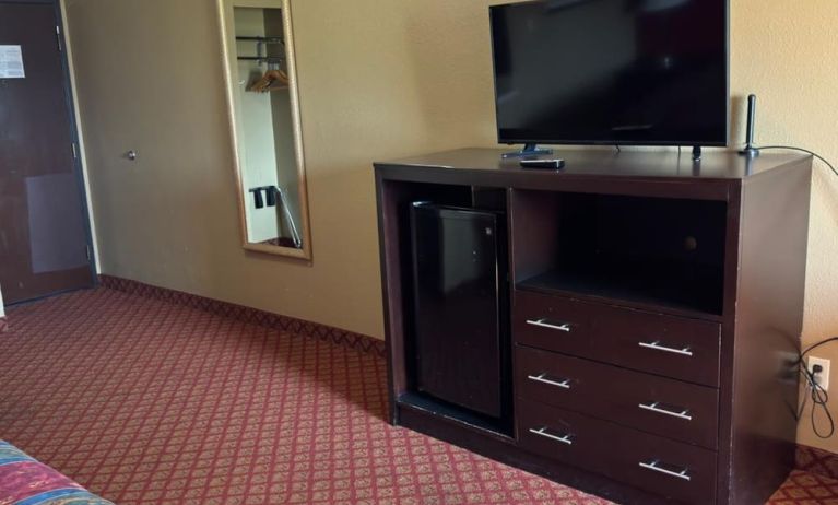Day use room at Coratel Inn & Suites By Jasper Santa Fe OKC.