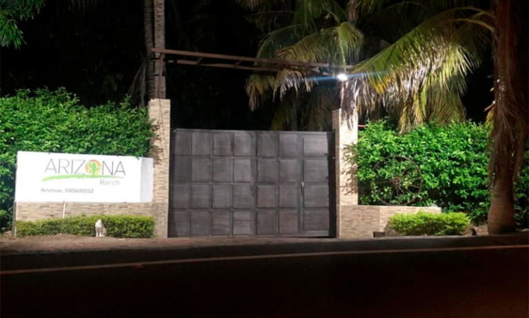 Arizona Ranch Hotel, Girardot