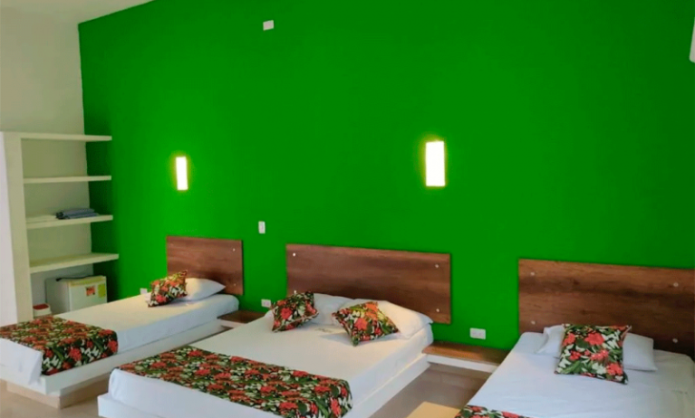 Arizona Ranch Hotel, Girardot