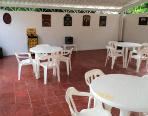 Arizona Ranch Hotel, Girardot