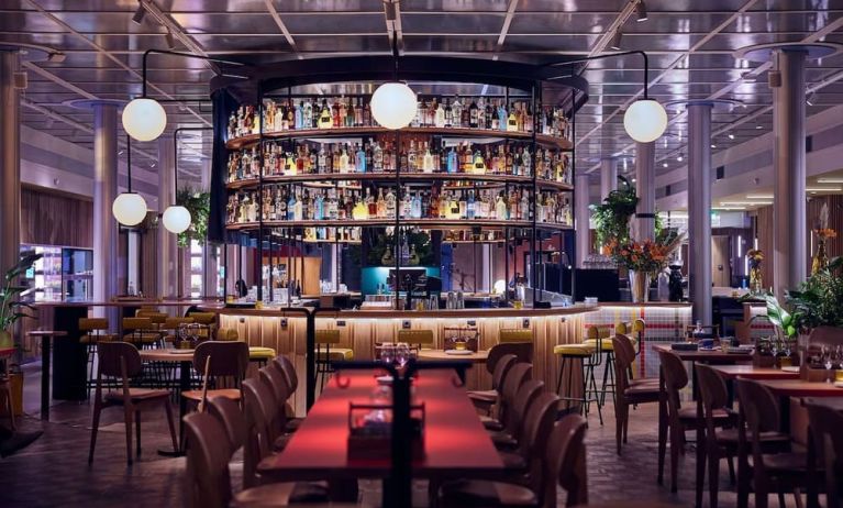 Hotel bar at Motto By Hilton Rotterdam Blaak.