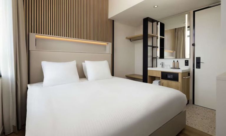 Day use room at Motto By Hilton Rotterdam Blaak.