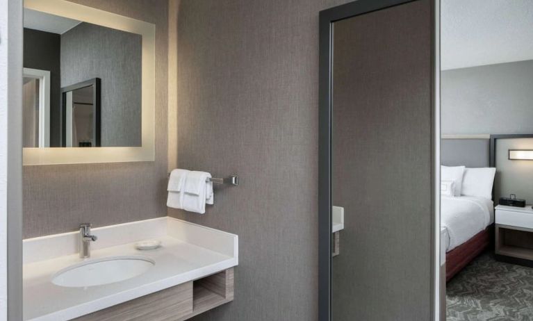 Guest bathroom at Sonesta Select Nashville Airport Suites.