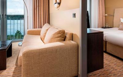 Elaya hotel hamburg finkenwerder