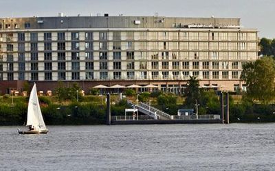Elaya hotel hamburg finkenwerder