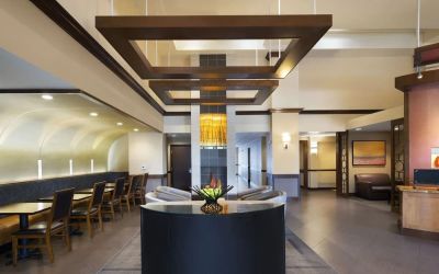 Dining room at Hyatt Place Fremont/Silicon Valley.