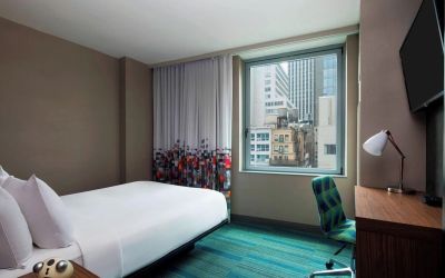Day use room with work desk at Aloft Manhattan Downtown - Financial District.