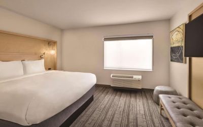 Day use room at Radisson Hotel Atlanta Airport.