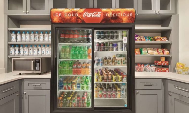 Snack bar at Radisson Hotel Atlanta Airport.