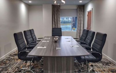 Meeting room at Radisson Hotel Atlanta Airport.