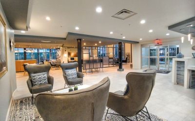 Lobby seating at Radisson Hotel Atlanta Airport.