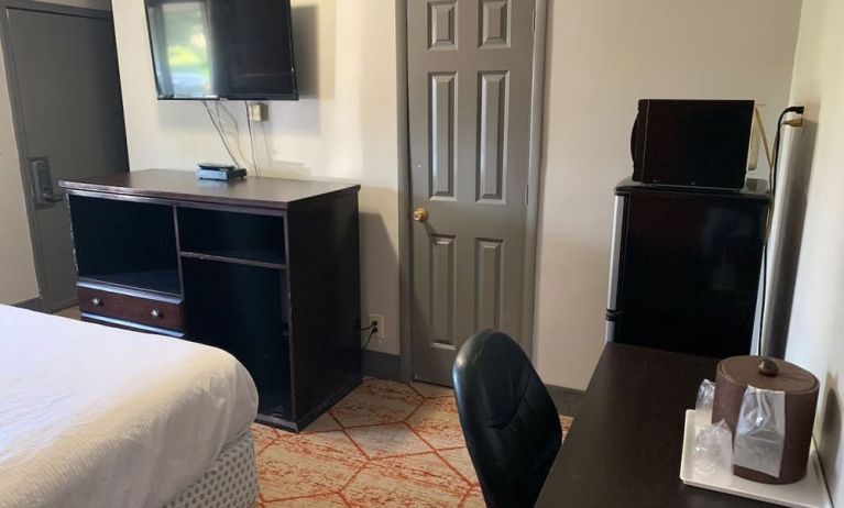 Day use room at Stadium View Inn.