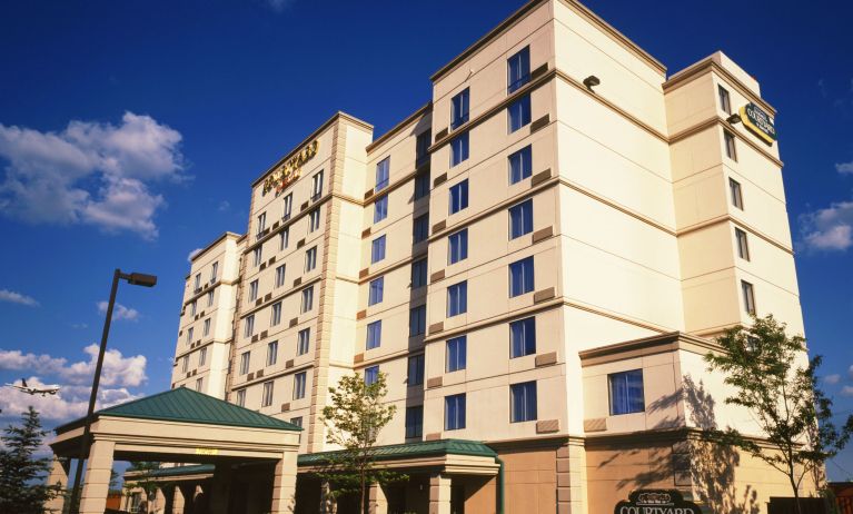 Hotel exterior at Courtyard By Marriott Toronto Airport.