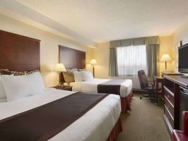 Hotel Travelodge Hotel Vancouver Airport image