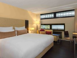 Hotel Four Points By Sheraton Sihlcity Zurich image
