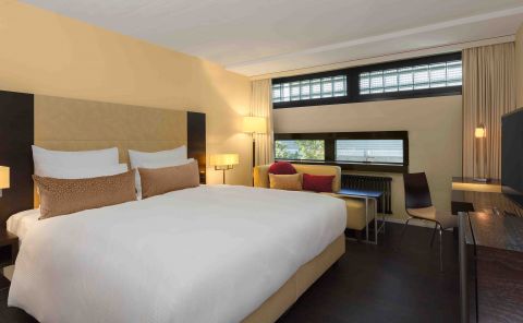 Hotel Four Points By Sheraton Sihlcity Zurich image