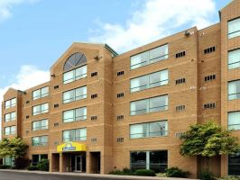 Hotel Days Inn Niagara Falls Lundy's Lane image