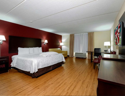 Hotel Red Roof PLUS+ & Suites Atlanta-Cumberland/Vinings image