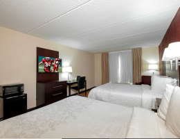 Red Roof PLUS+ & Suites Atlanta-Cumberland/Vinings, Smyrna