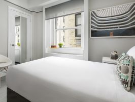 Hotel Paramount Hotel image