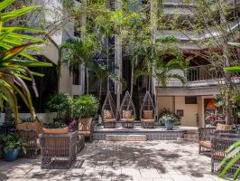 Hotel The Mayfair at Coconut Grove image