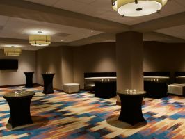 Hotel Embassy Suites Hotel Portland Washington Square image