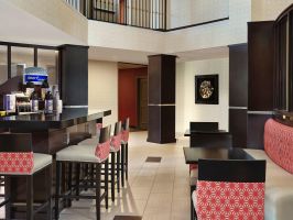 Hotel Holiday Inn Express & Suites Naples Downtown image