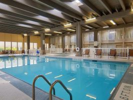 Hotel Norwood Inn And Suites Mankato image