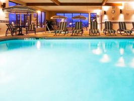 Hotel Norwood Inn And Suites Eagan image