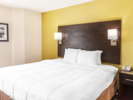 Hotel Baymont By Wyndham Newark At University Of Delaware image