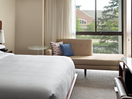 Hotel Marriott At The University Of Dayton image