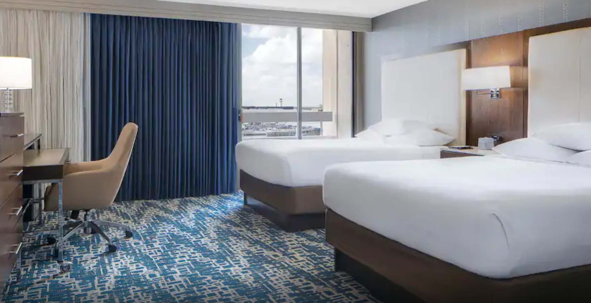 Hyatt Regency DFW International Airport, Dallas Book Day Rooms